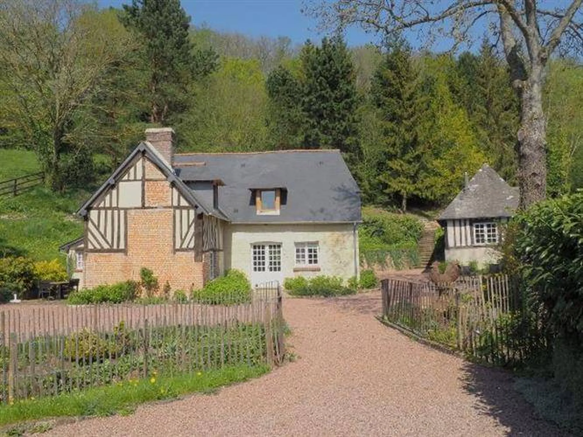 A vendre ENSEMBLE NORMAND, Région Livarot, Calvados 14