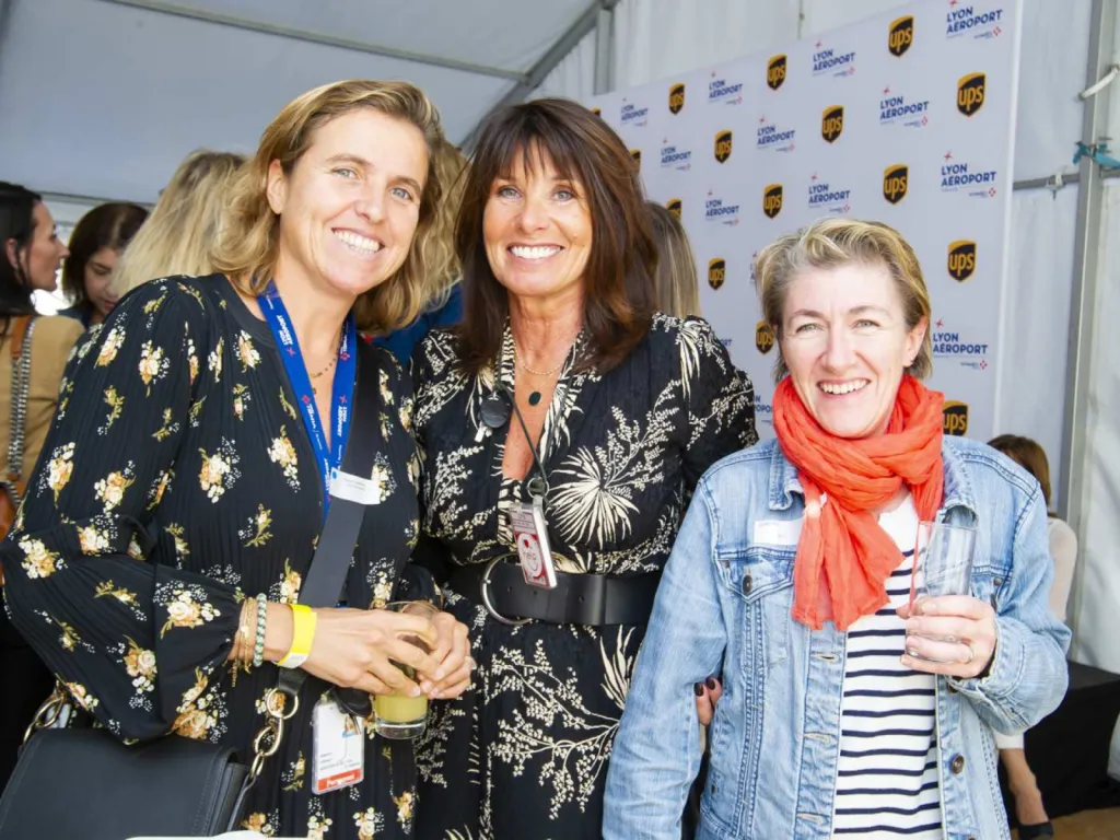 reportage événementiel inauguration du nouveau Hub UPS Lyon Saint Exupéry cocktail avec les salariées