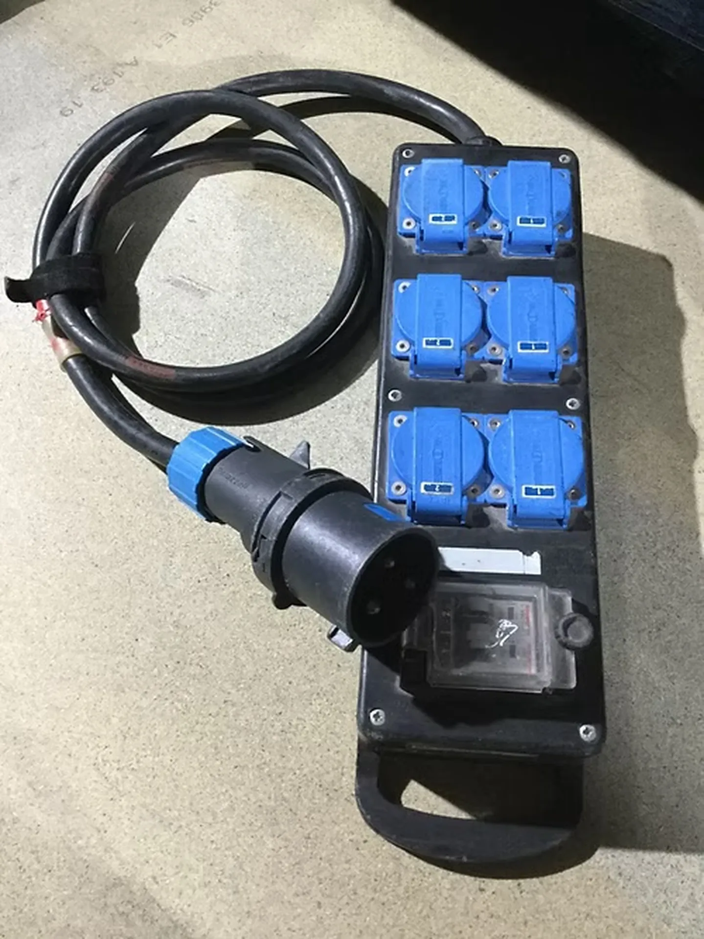 COFFRET 32A MONO VERS 6X 16A MONO