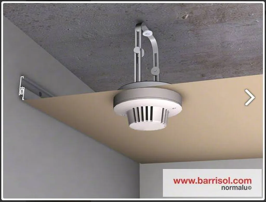 Intégration d'un détecteur de fumée dans un plafond tendu BARRISOL - Plafonds Tendus Occitans Toulouse