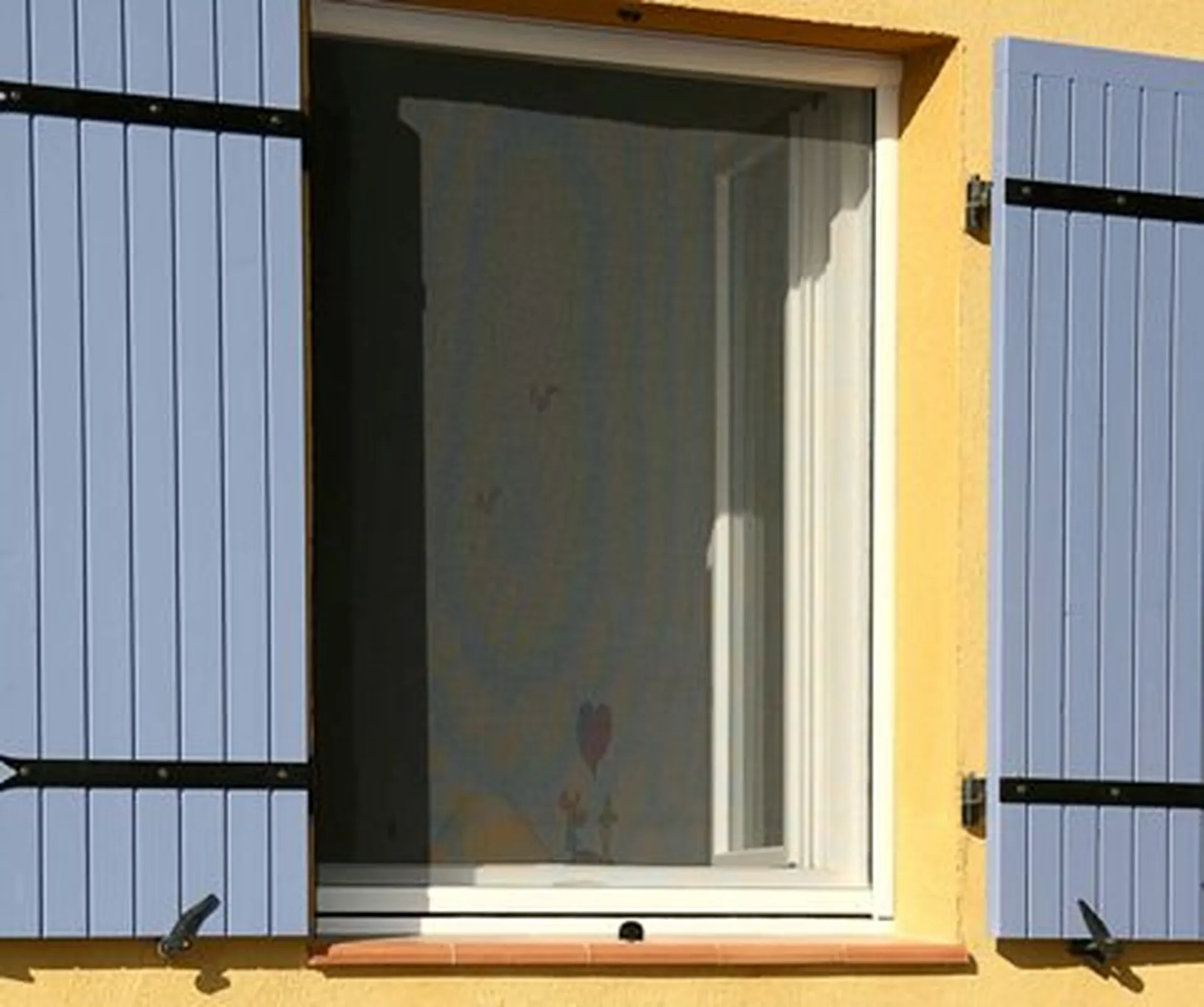 Moustiquaire enroulable sur Martigues