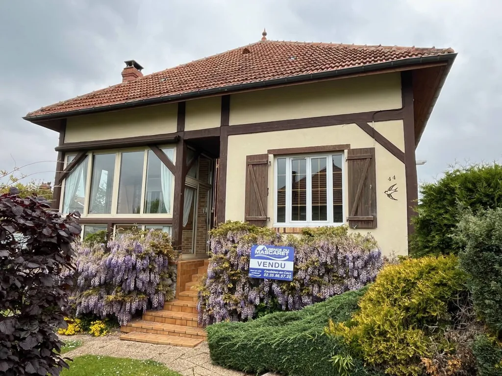 Maison viable de plain pied, à vendre, en bon état général à Saint Wandrille Rançon