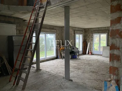 Terrain avec 2 maisons - Investisseurs