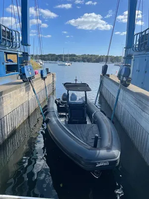 Acheter un semi rigide neuf avec moteur hors bord en Bretagne