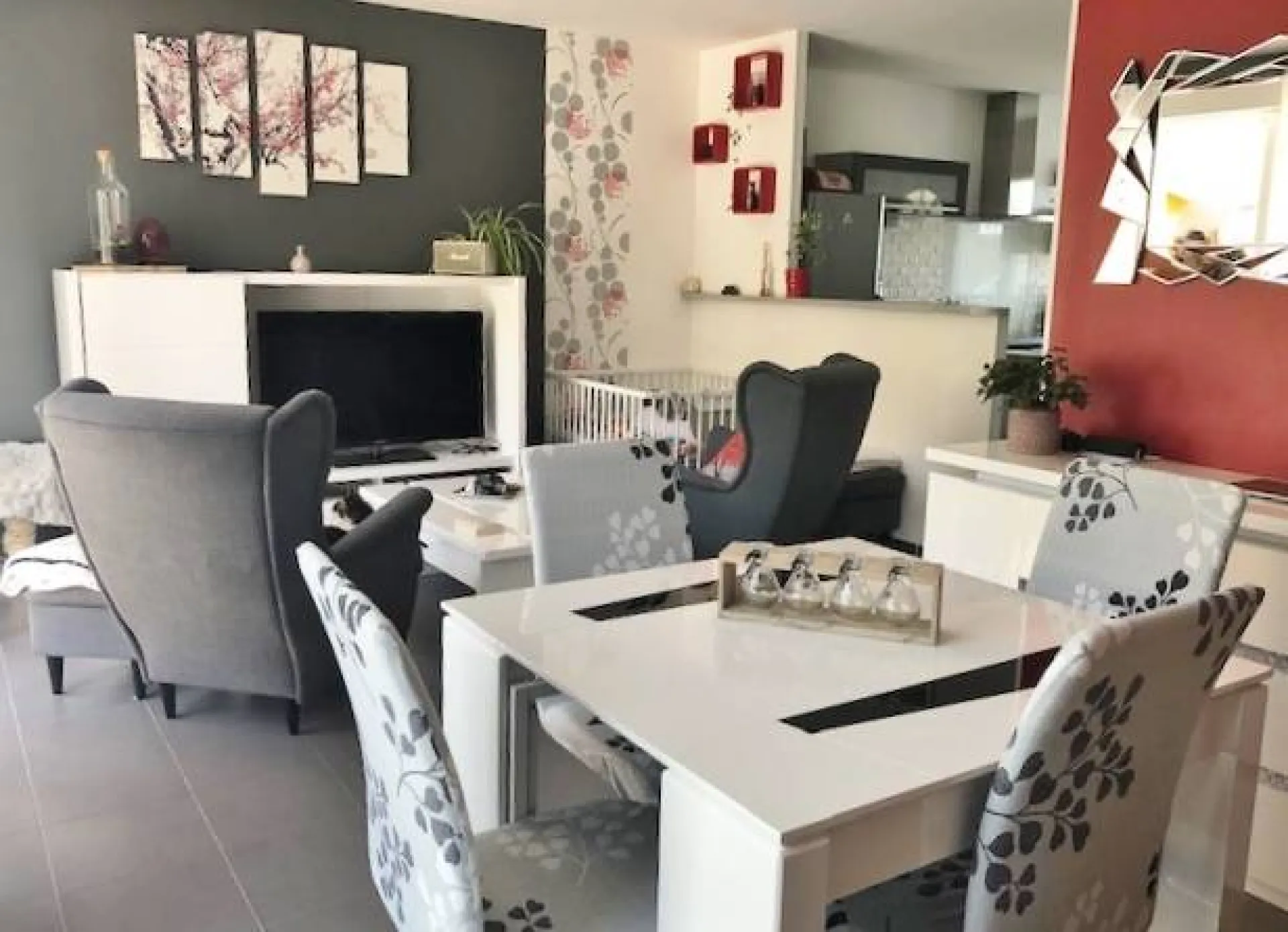 Cherche à acheter maison à étage proche écoles proche elbeuf 76