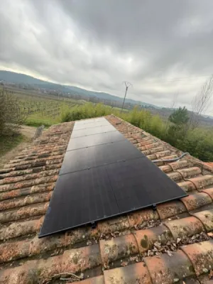 Installation de 6 panneaux solaires photovoltaïques à Aubagne  