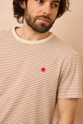 T-shirt rayé rouge JAQK Homme en coton bio disponible chez la Suite by urban Chic à Dieppe 76