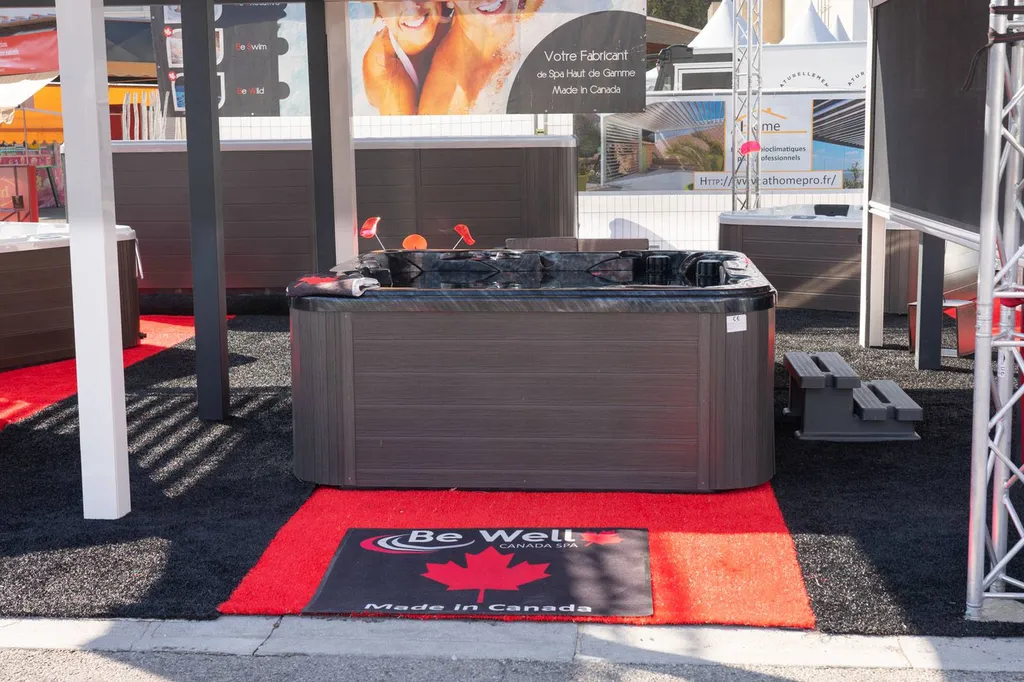stand jacuzzi spa foire de avignon 2019
