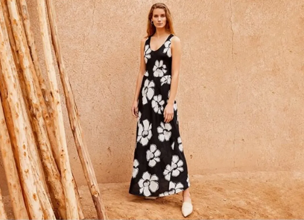 Rosso 35 une maison Italienne faite pour les femmes sures de leur féminité.