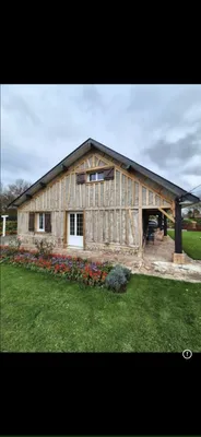 Rénovation de façade à colombage à Rouen : un devis personnalisé pour restaurer les boiseries extérieures de votre maison normande