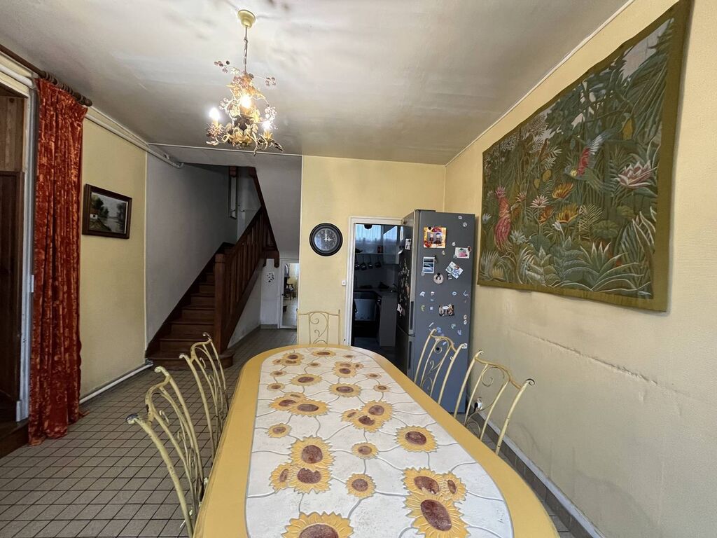 Maison de caractère, à vendre, à Bolbec  proximité centre ville