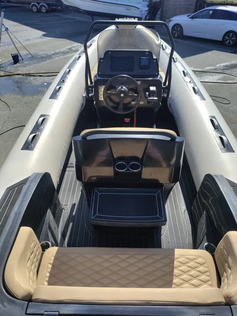 Bateau semi rigide Highfield 650 Sport Range au Cap Ferret, Arcachon et côte Atlantique