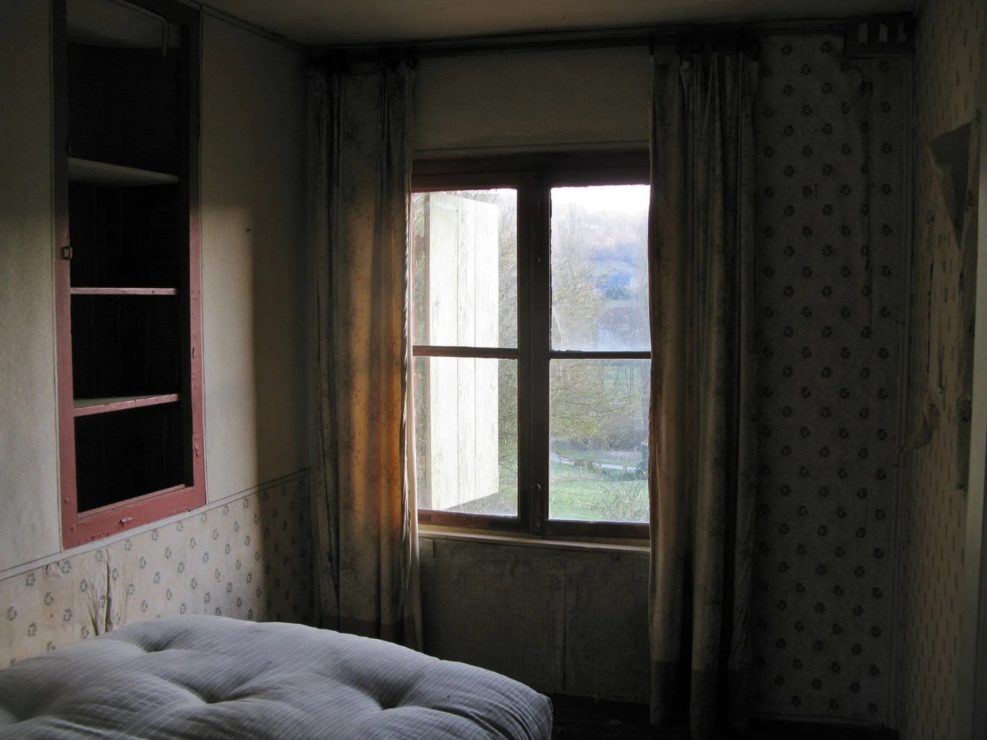 MAISON A VENDRE AVEC TERRAIN POUR CHEVAUX