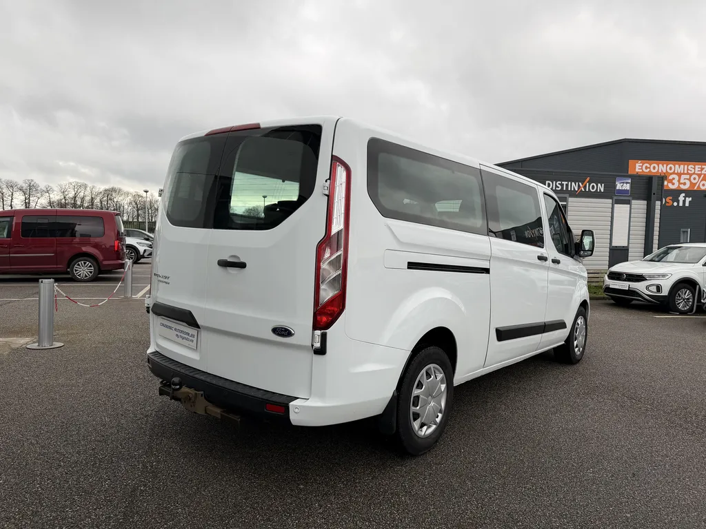 Vente Ford Transit Custom occasion 9 places à La Frénaye proche Le Havre : moteur Diesel 136 ch
