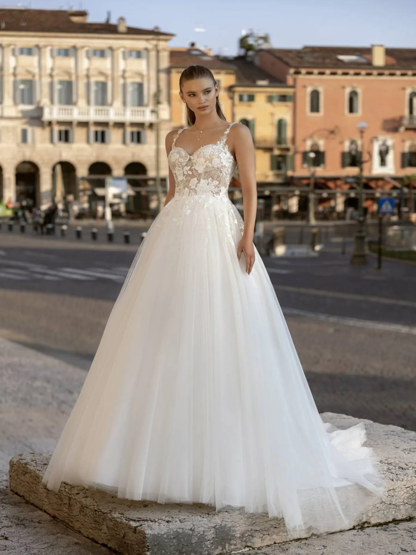 robe de mariée volume