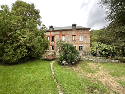 A vendre belle propriété aux portes de la Forêt de Lyons
