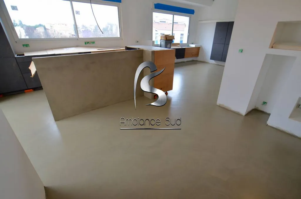 SOL EN BETON CIRE TALOCHE MANOSQUE