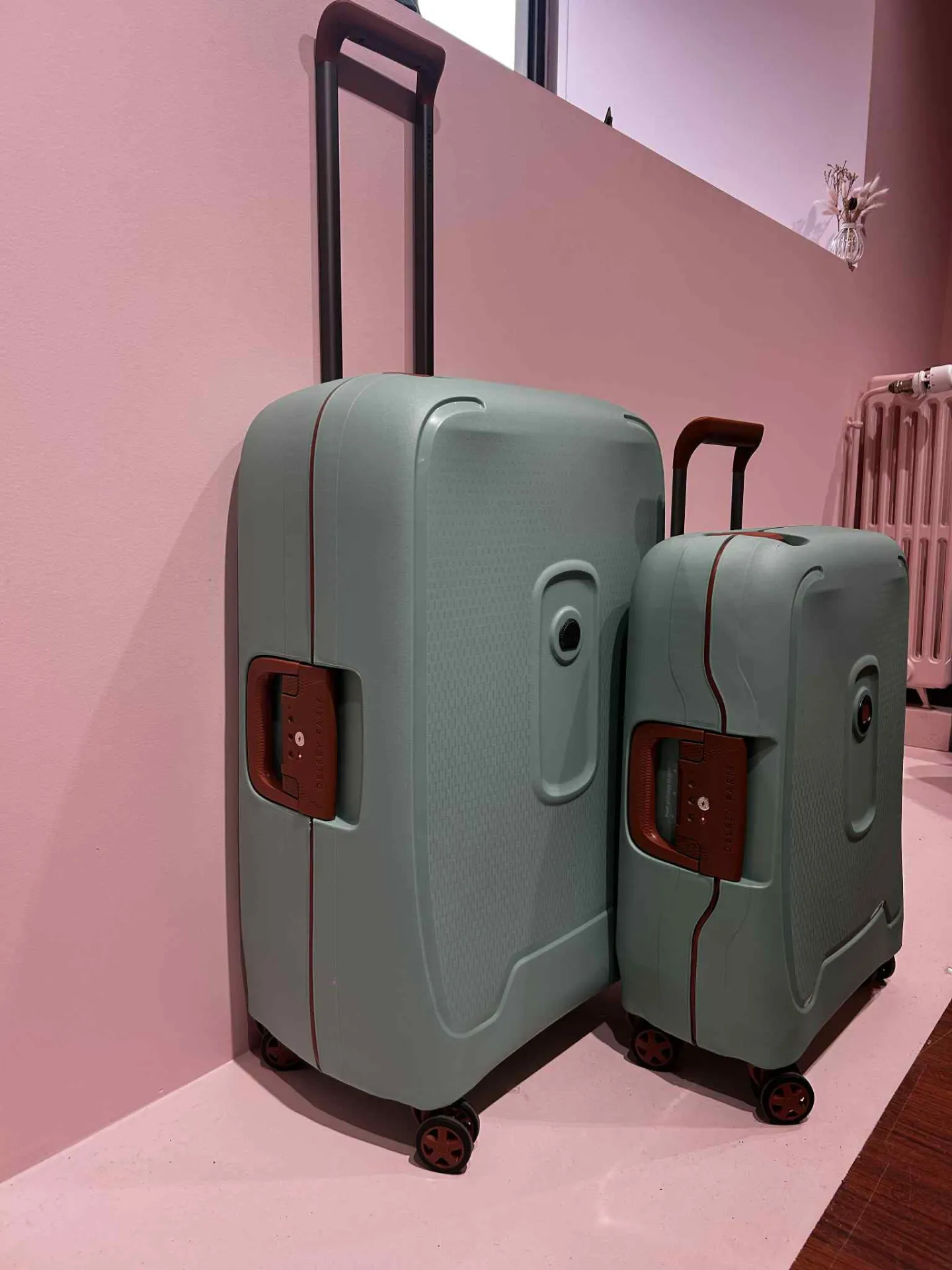 Valises rigides DELSEY PARIS disponibles chez Evasion Eu