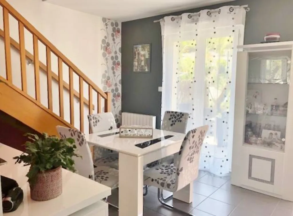 Vends pavillon proche écoles proche centre ville de st pierre lès elbeuf 76