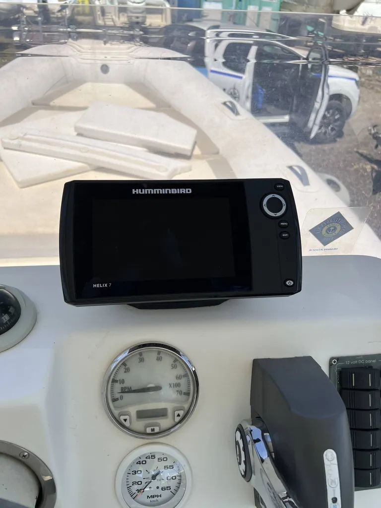 Vend bateau à coque semi-rigide BSC 65 à Six-Fours