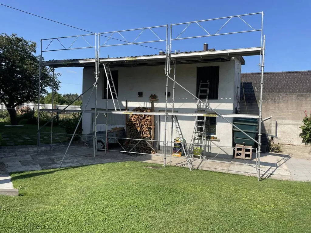 Zingueur à Bischwiller : Remplacement de Gouttière en Zinc, Pose Débord de Toit et Échafaudage dans le Bas-Rhin