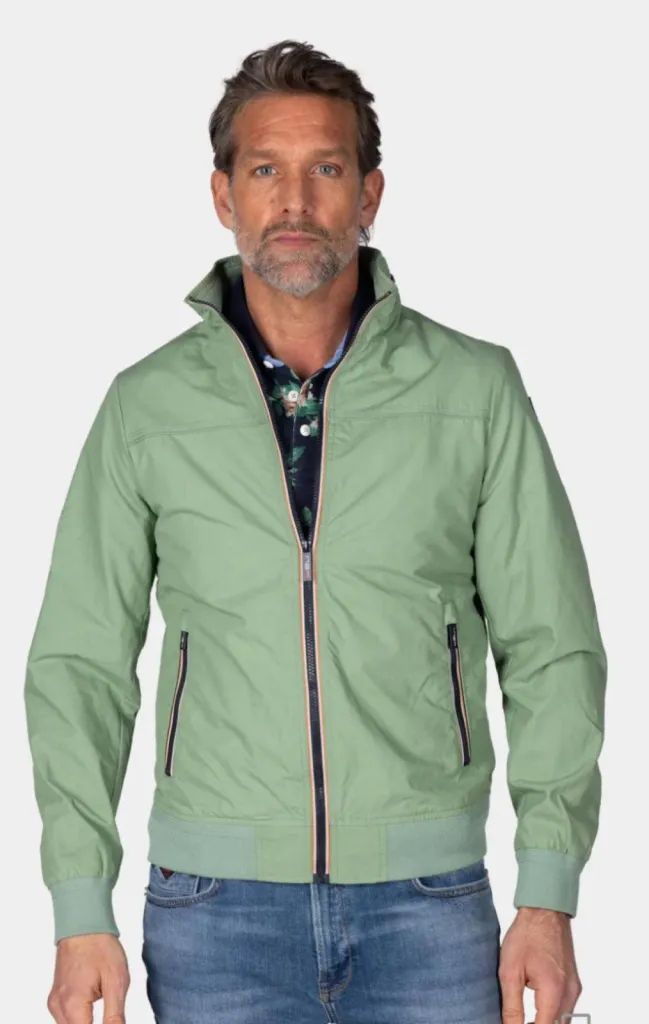 Bomber en coton vert NZA chez Urban Chic à Dieppe