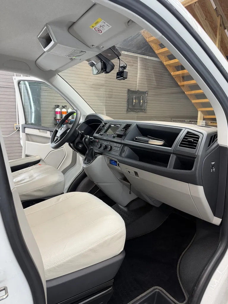 Volkswagen Westfalia DSG7 150ch/ 2 EME MAINS / WEBASTO / PANNEAU SOLAIRE / DOUCHE / CHAUFFE EAU