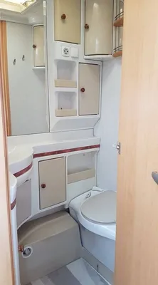 VENDUE CARAVANE HOBBY DE LUXE 495UL LIT CENTRAL TRANSVERSAL 4 COUCHAGES