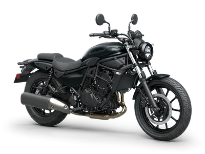 Kawasaki Eliminator 500 neuve à Villeneuve-Saint-Georges dans le Val-de-Marne : cruiser A2 moderne et accessible chez votre concessionnaire