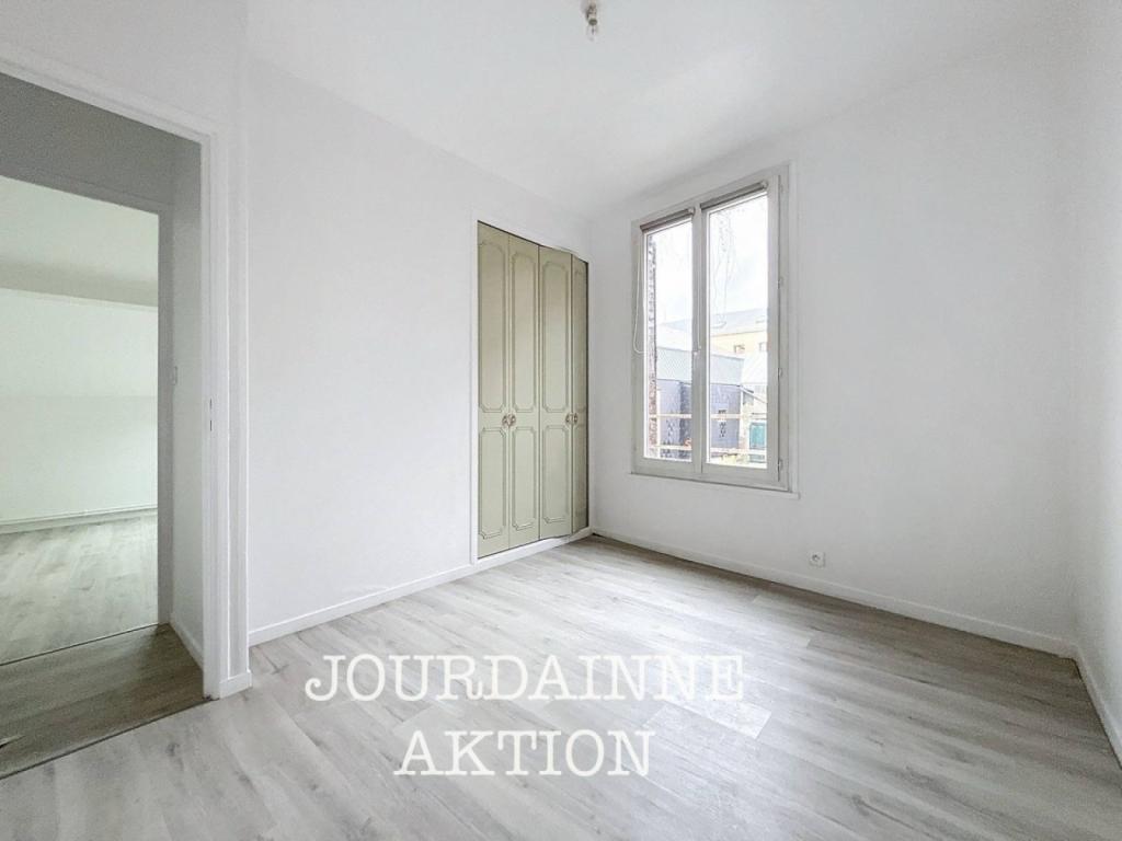 À vendre, appartement de 3 chambres à Rouen rue de Le Nostre