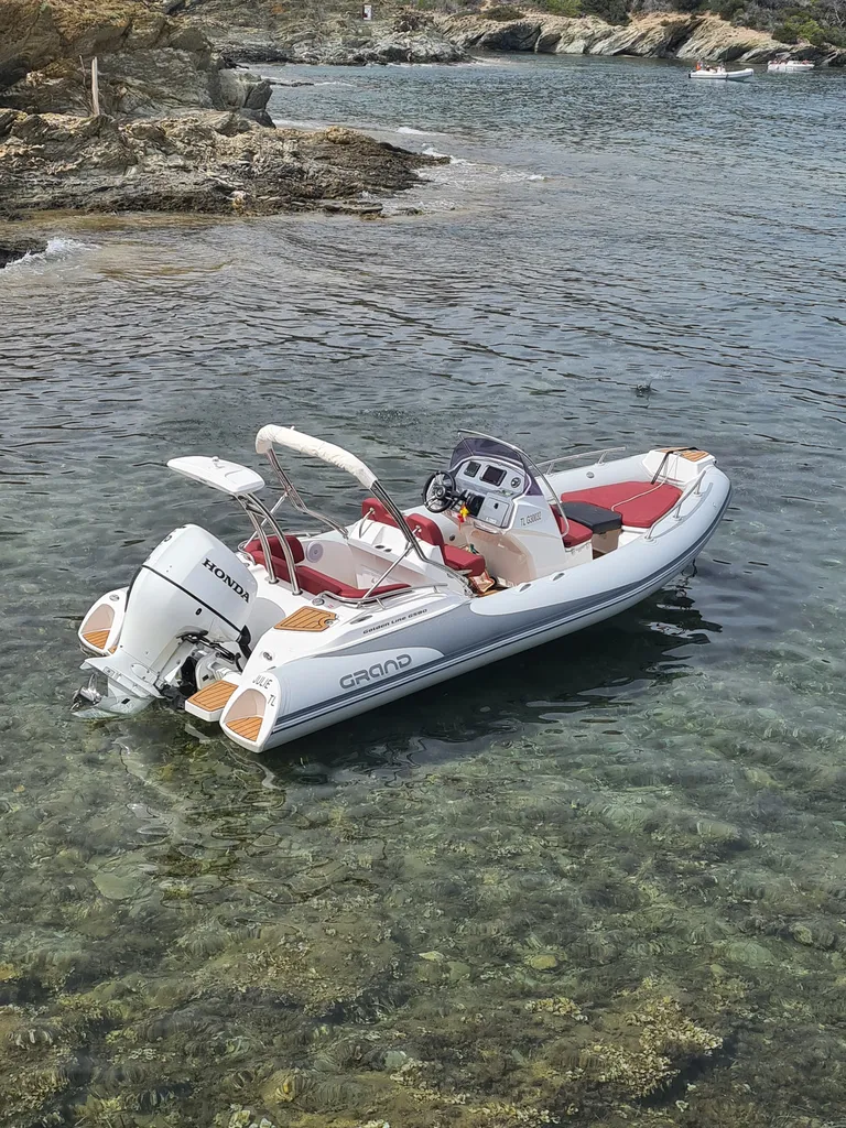 Toni Marine propose à la vente ce Grand Boats Golden Line G580 neuf disponible à La Londe-les-Maures proche de Toulon