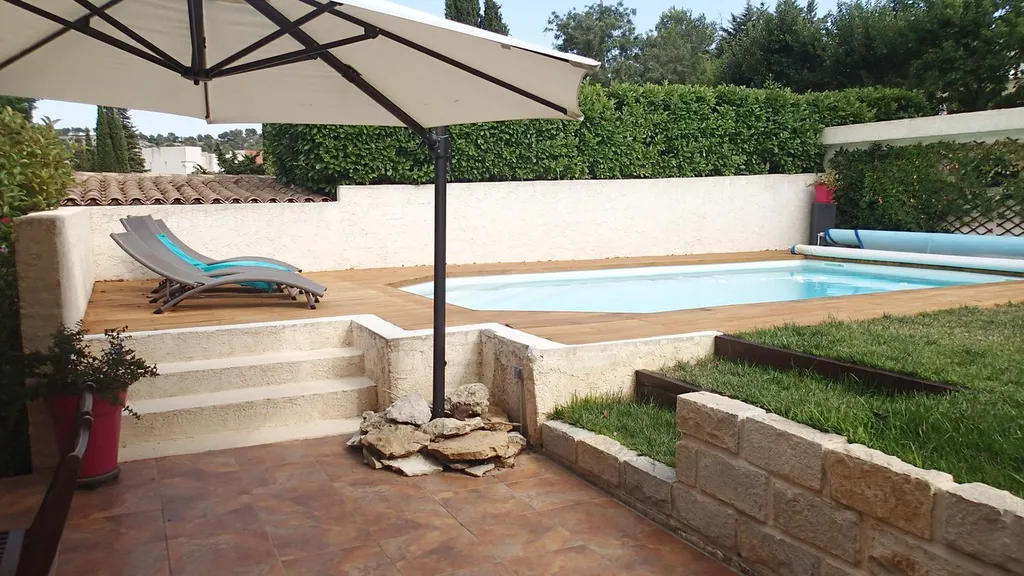 Notre zone d'activité pour ce serviceMaison avec garage à Carnoux en Provence 13470, Bouches-du-Rhône : solution résidentielle plus confortable qu’à Cassis