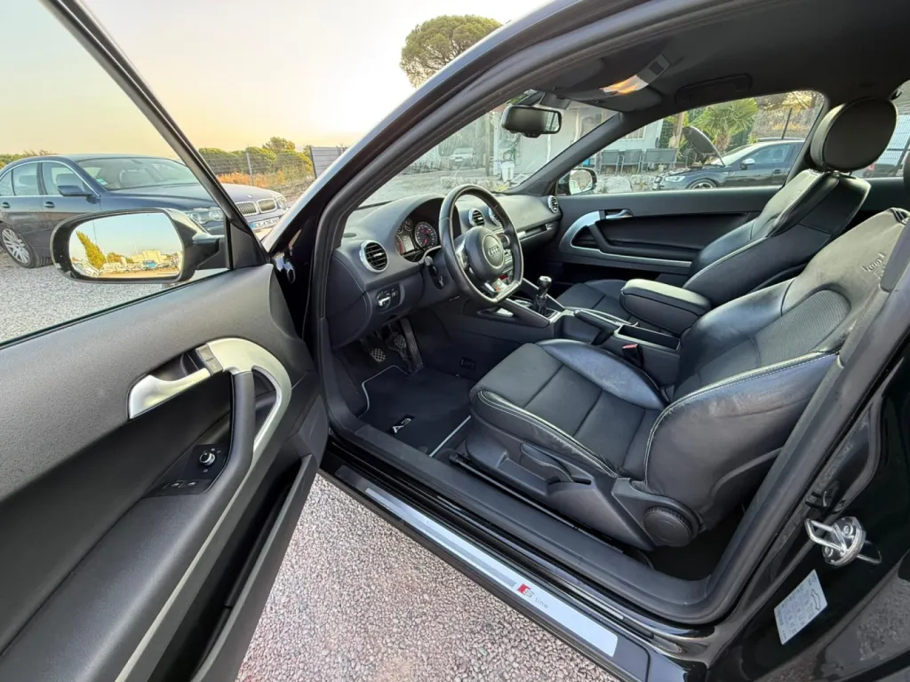 AUDI A3 2L TDI 140CV QUATTRO S-Line