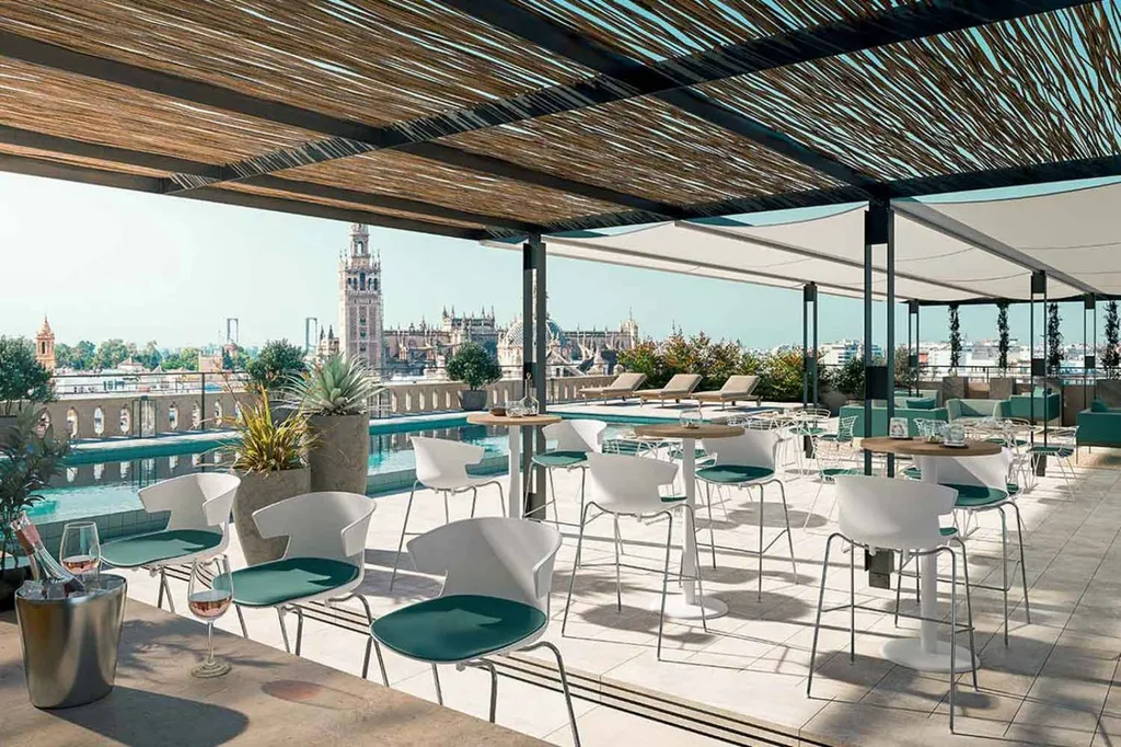 Chaise Cove de la marque Quadrifoglio Group à Nîmes