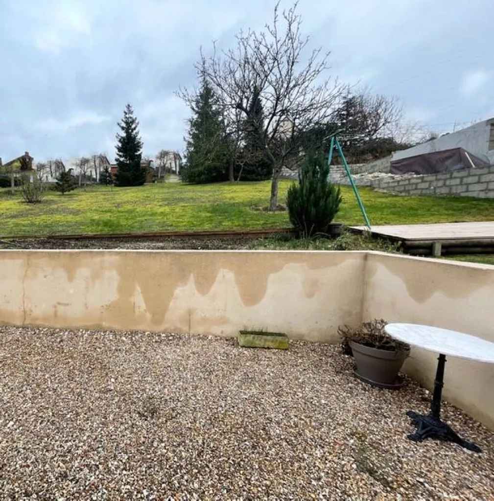 Double vitrage, volet roulant, tout-à-l'égout