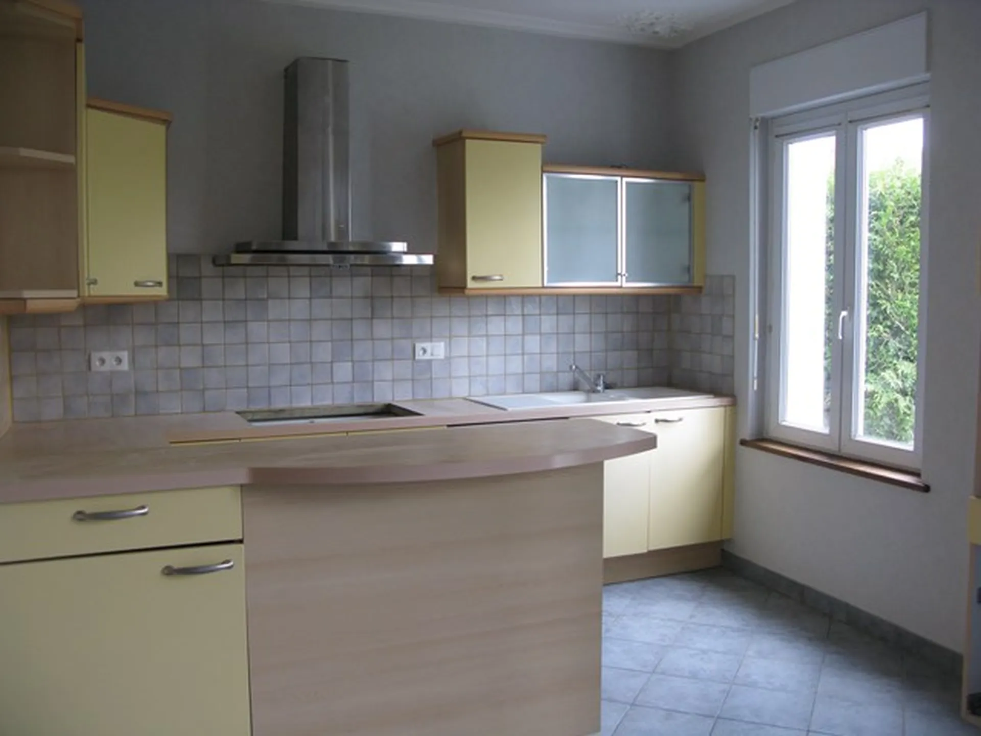 MAISON DE VILLE Entre LISIEUX et BERNAY