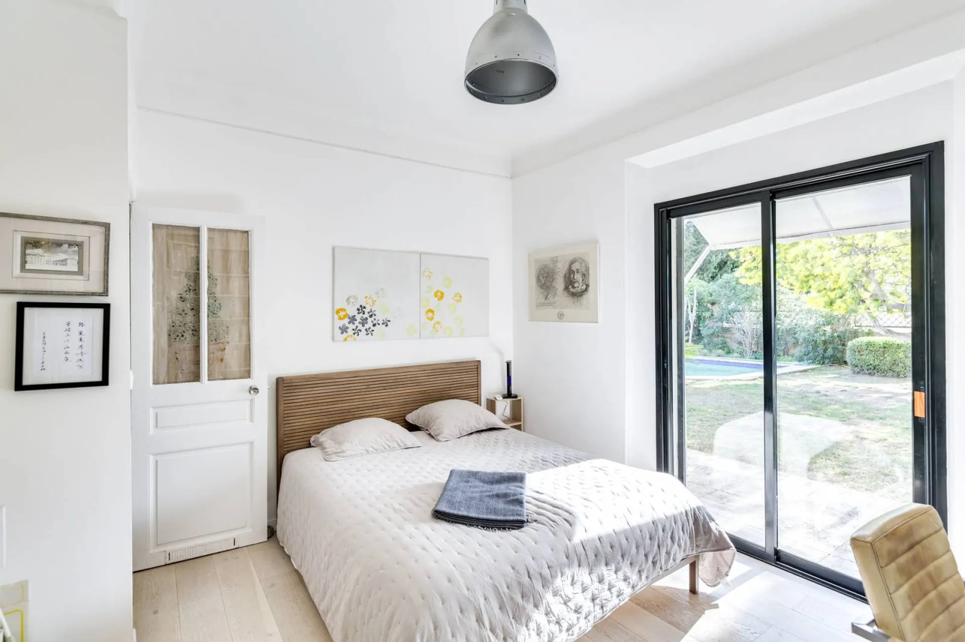 Vente villa de plain-pied Cassis  avec piscine et parkings dans lotissement sécurisé