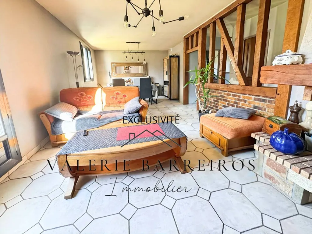 A acheter charmante maison de 90 m² édifiée sur un terrain de 1333 m² sur la commune de SOTTEVILLE SOUS LE VAL