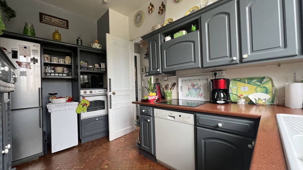 ÉLEGANTE DEMEURE BOURGEOISE EN COEUR DE VILLE DE EU