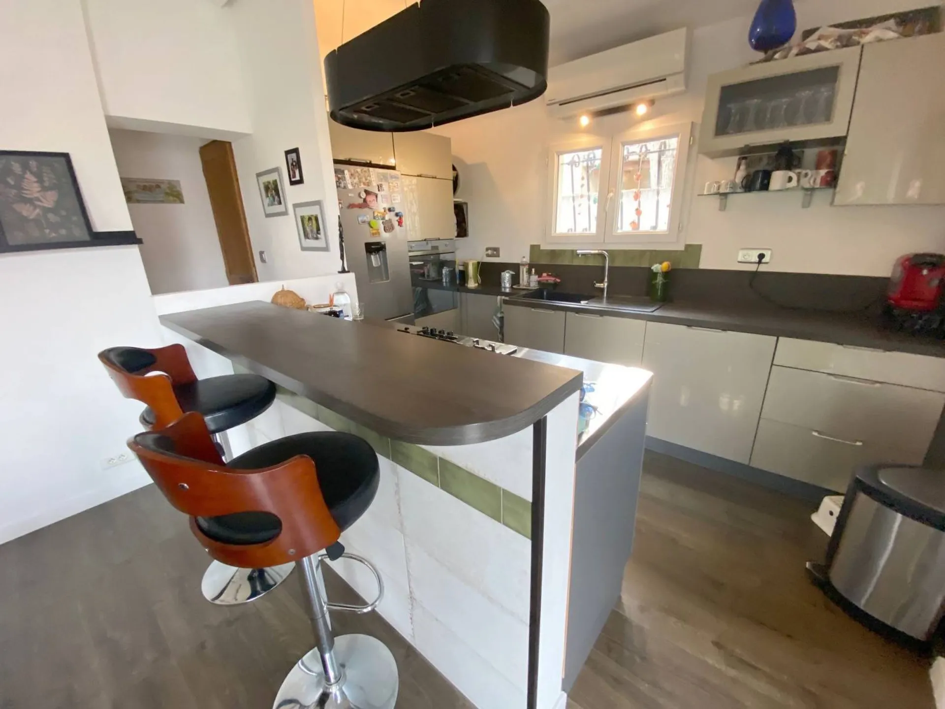 Carnoux à vendre maison de plain pied avec piscine