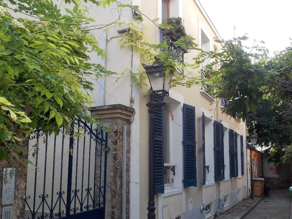 Maison de charme a vendre Villa des Tulipes 75018 Paris