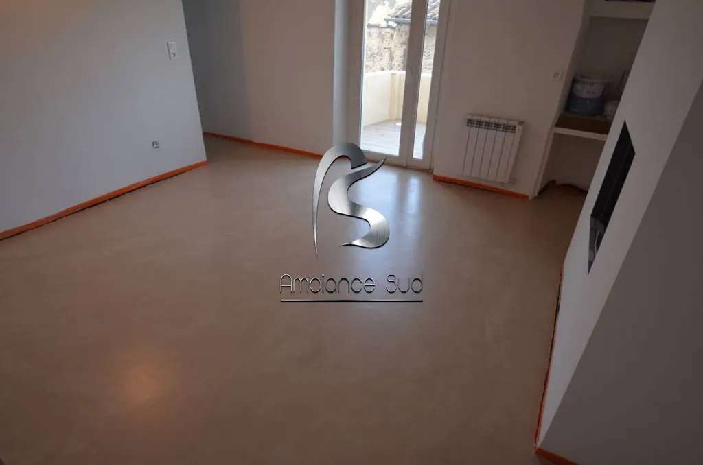 SOL EN BETON CIRE TALOCHE A AIX EN PROVENCE