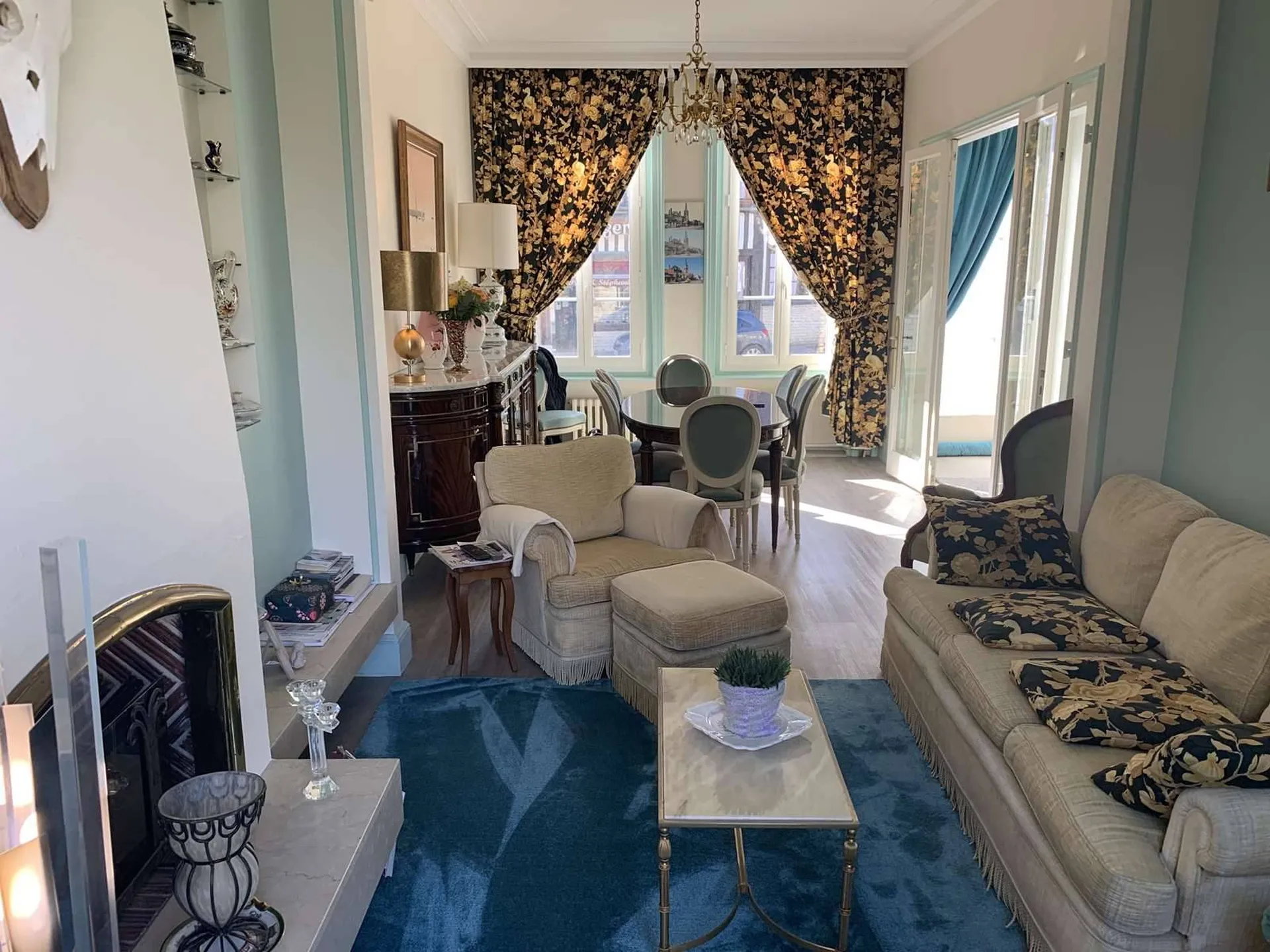 SUD PAYS D'AUGE (CALVADOS) MAISON DANS VILLAGE AVEC TOUS COMMERCES