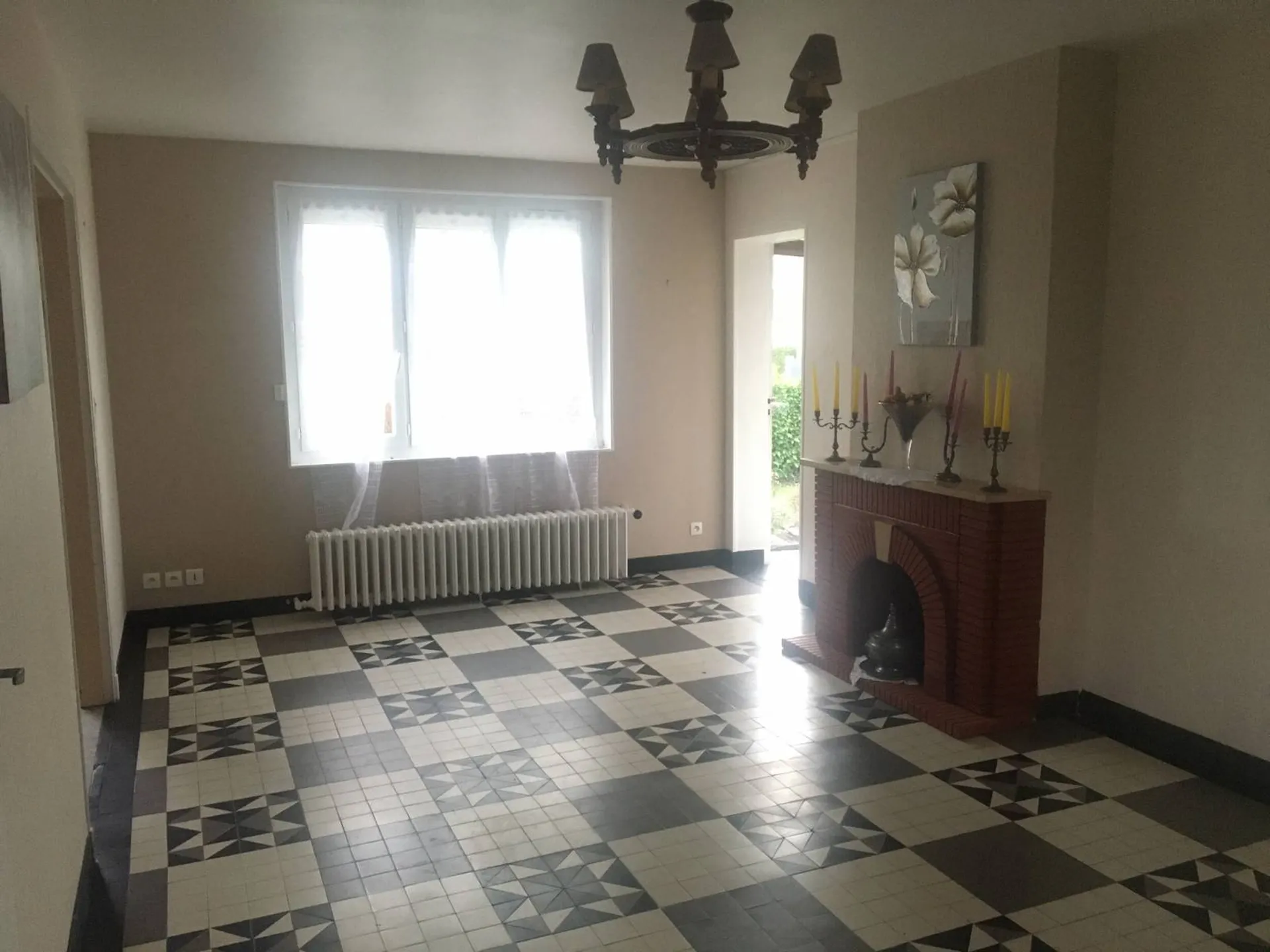 Maison individuelle, à vendre sur Vatteville-la-rue , sur 6972m² de terrain avec dépendances