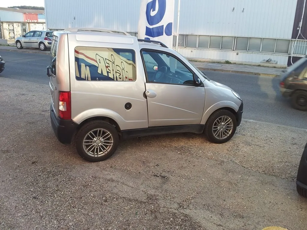 Voiture sans permis Occasion Mini car vitrolles Ligier Optimax DCI 2011