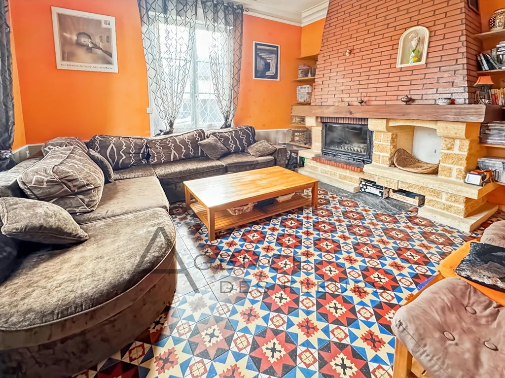 À vendre, jolie maison de 122 m² sur un terrain de 485 m² située à Caudebec-les-Elbeuf 76320