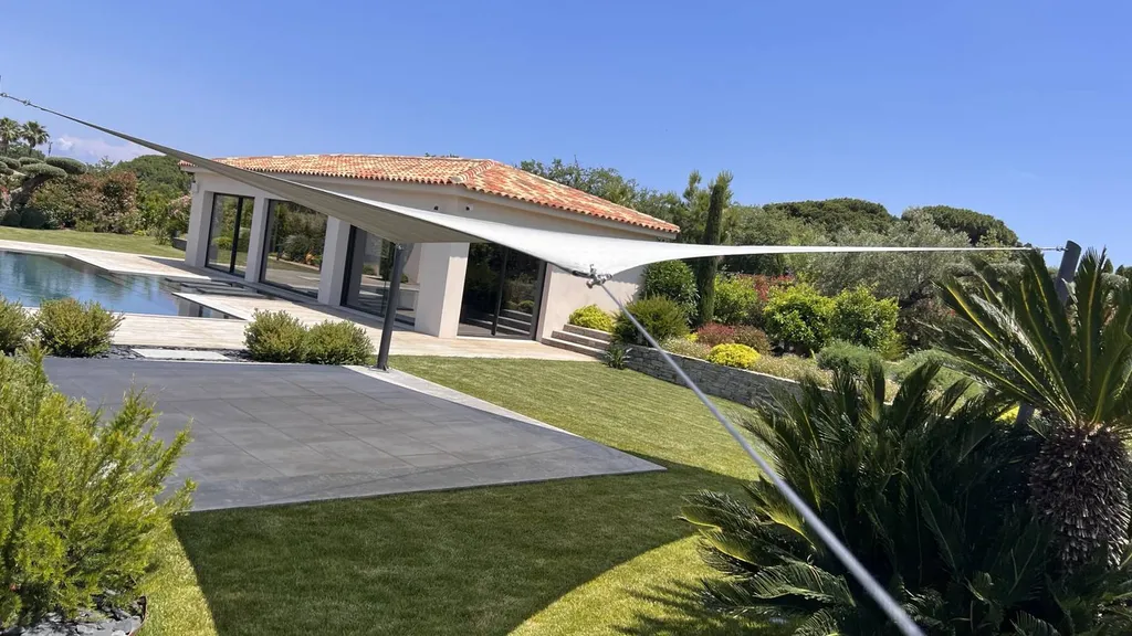 Shade sails Ramatuelle 