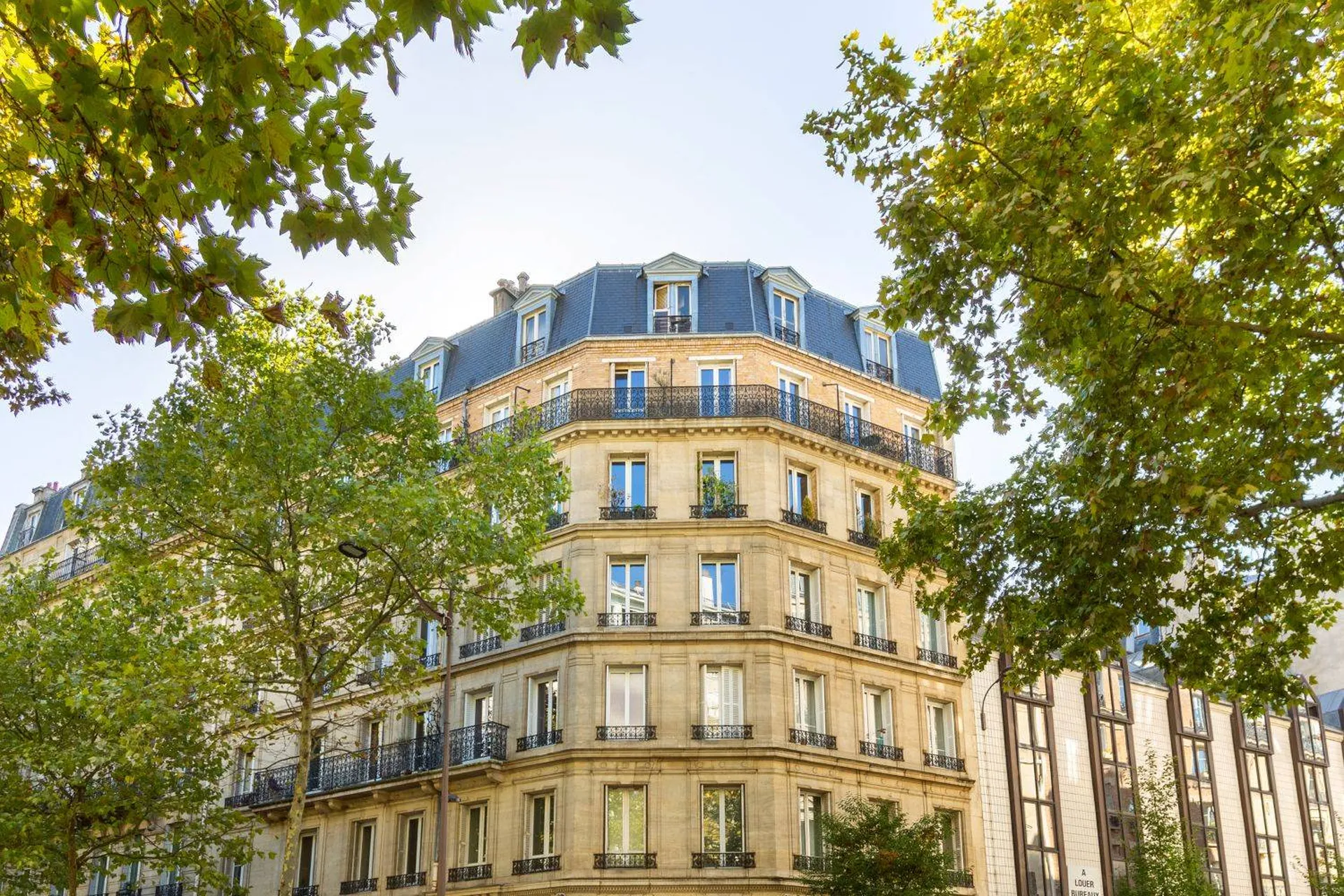 A vendre 5 Pièces  Metro Dugommier/Daumesnil 75012 Paris