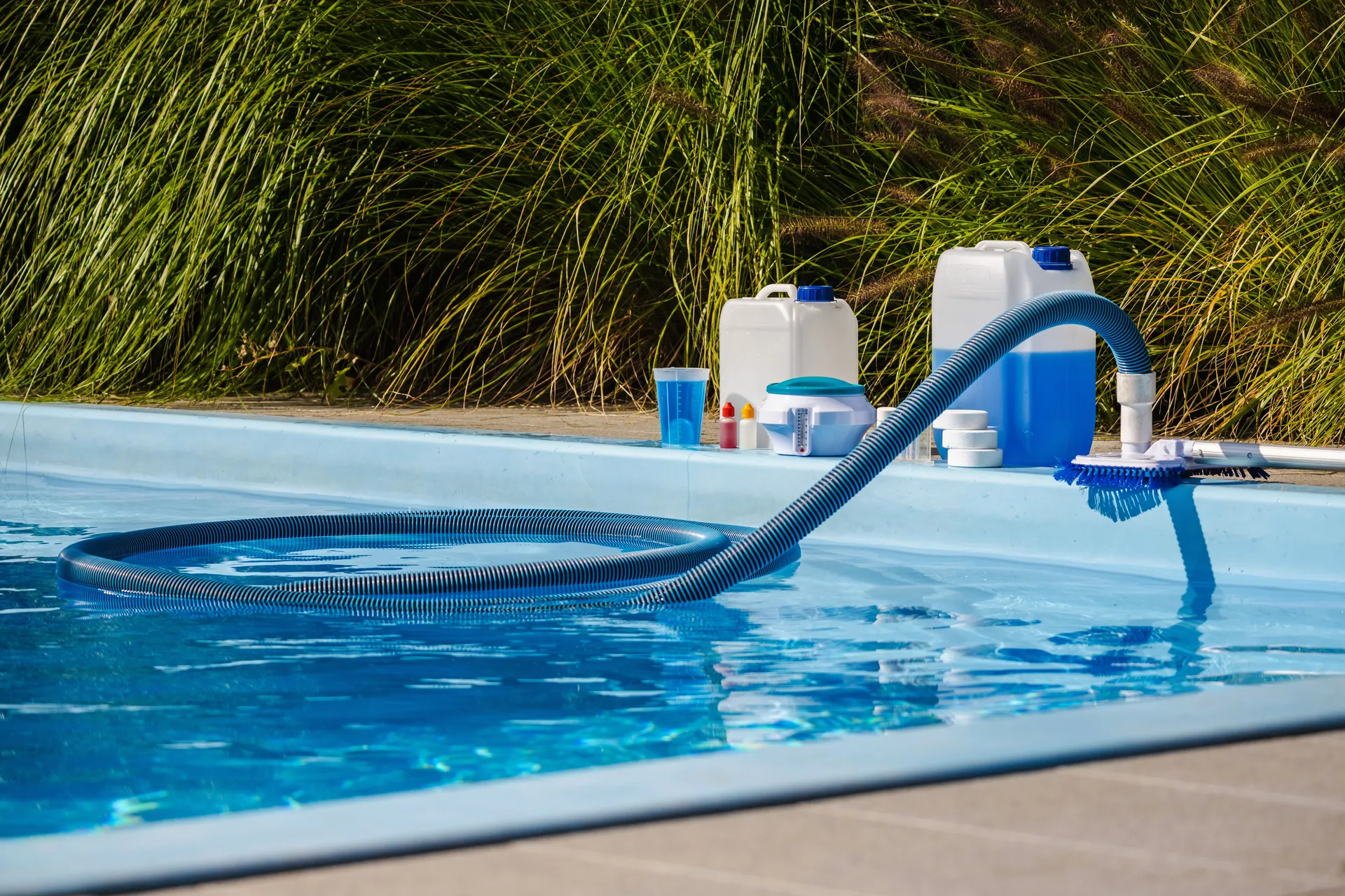 Formulation Produit Biocide de Piscine à Marseille