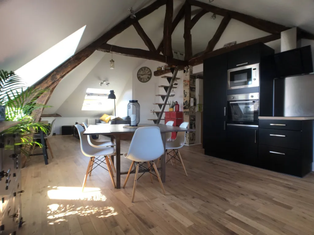 Où trouver un appartement F2 bis lumineux à Rouen (76) ?